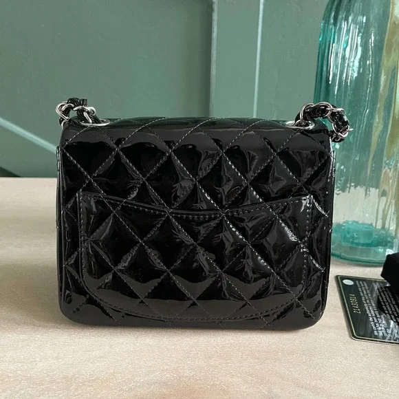 ❌SOLD❌EUC Chanel Classic Flap Mini Square Patent Black Silver HW Crossbody - Picture 3 of 16